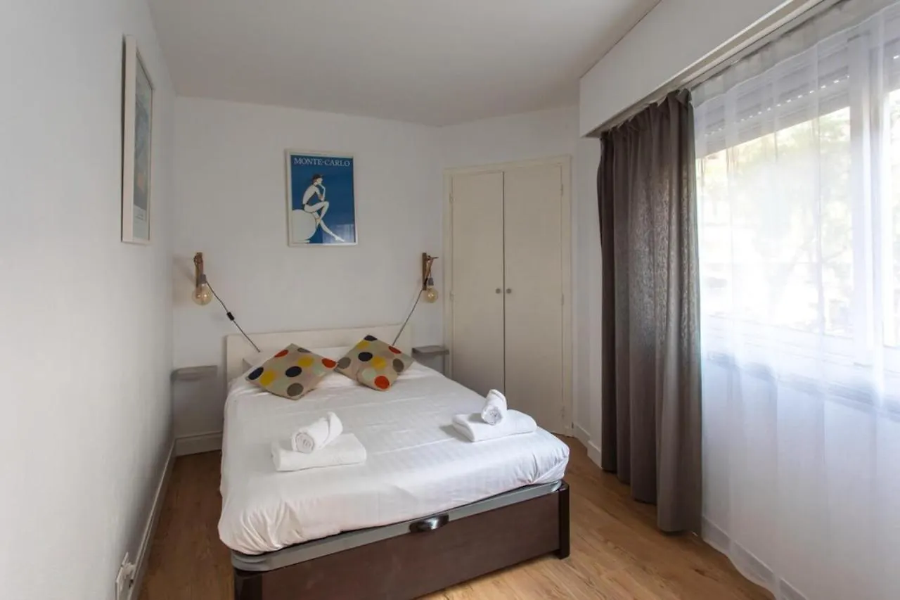 Air-Conditioned Furnished Apartment Ideal For Couples Nice France
