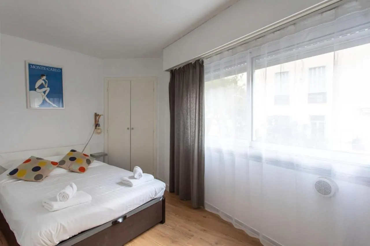 Air-Conditioned Furnished Apartment Ideal For Couples Nice France