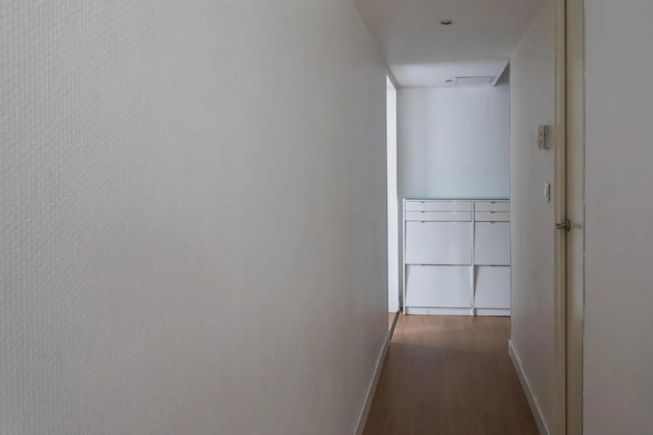 Air-Conditioned Furnished Apartment Ideal For Couples Nice